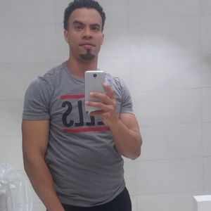 Meet your Posher, Gerard jose